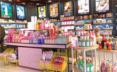橙小橙化妝品店加盟 日用百貨市場的創業新機遇