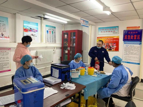 筑牢安全防線 道里大隊對定點醫院與疫苗接種點開展消防安全技術指導與培訓